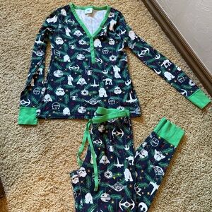 Hanna Andersson Star Wars Christmas Green and Black Pajama Set adult small
